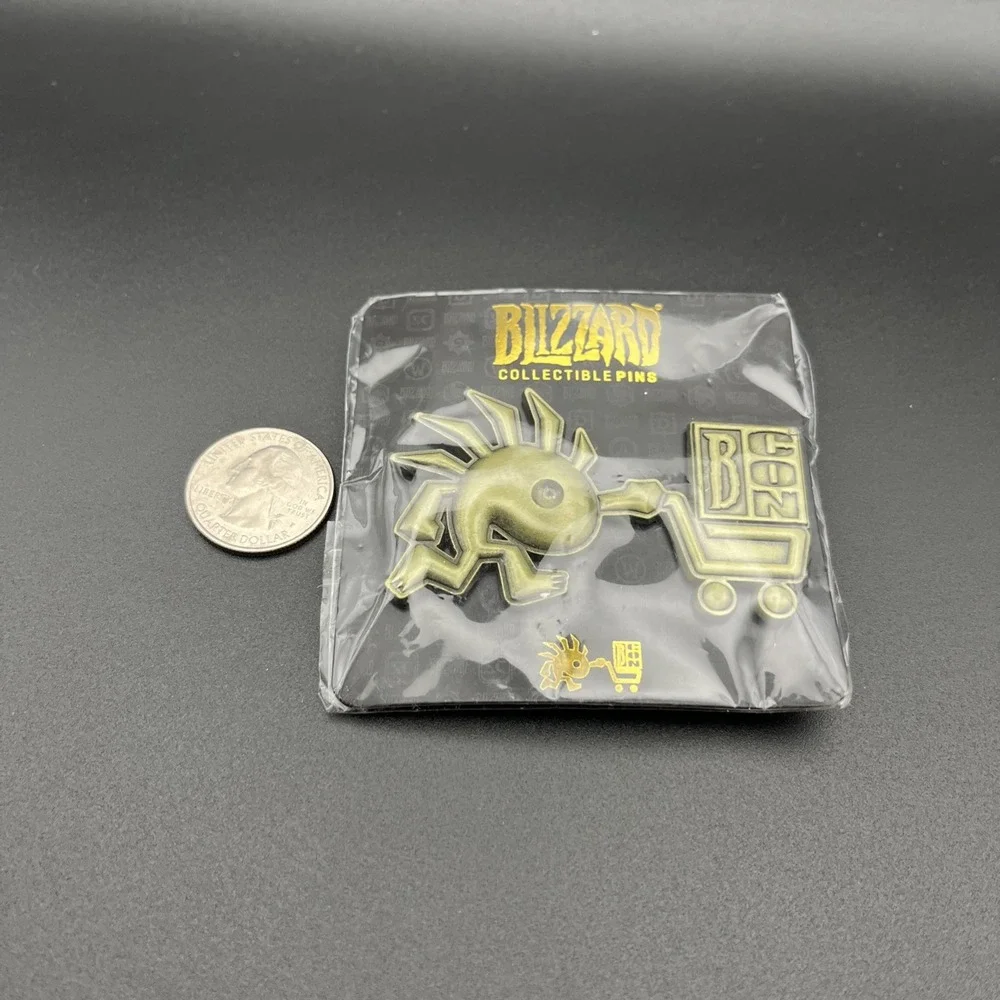 2017 Series 4 Blizzcon Merchy Shopping Cart Gold Tone Lapel‎ Hat Pin
